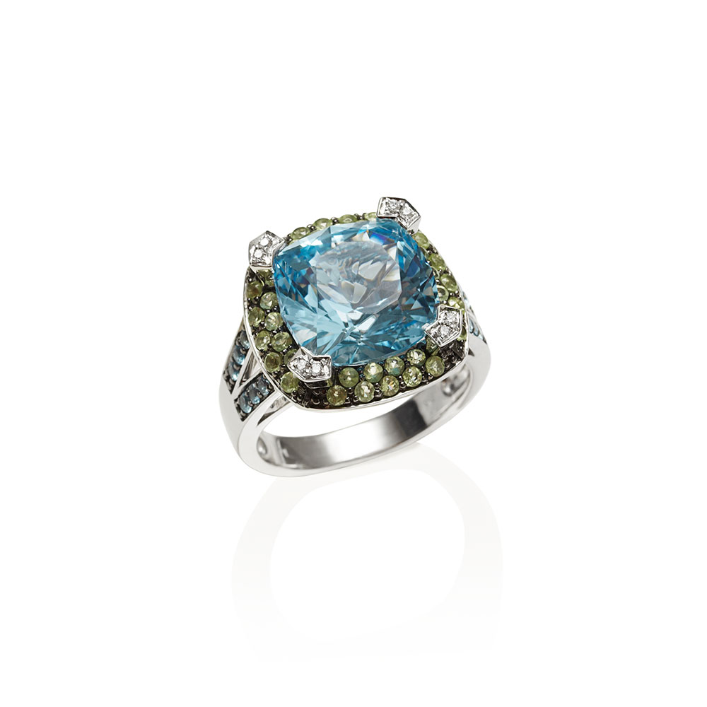 Paragon White Gold Blue Topaz Peridot Ring